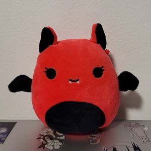 Buffy squishmallow capsule